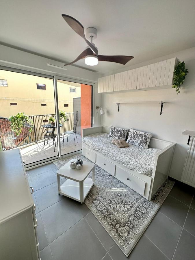 Apartment A Proximite Du Port De Nizza