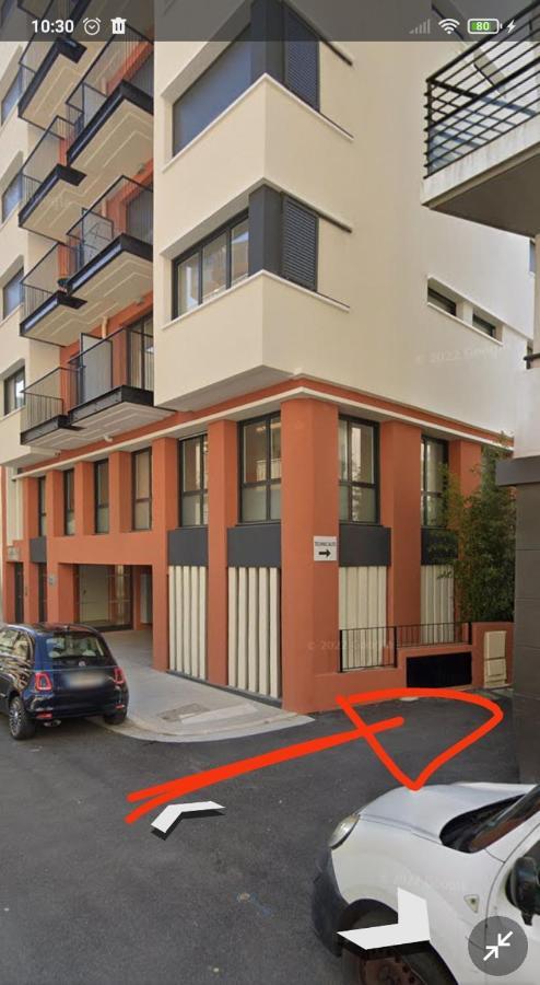 Apartment A Proximite Du Port De Nizza